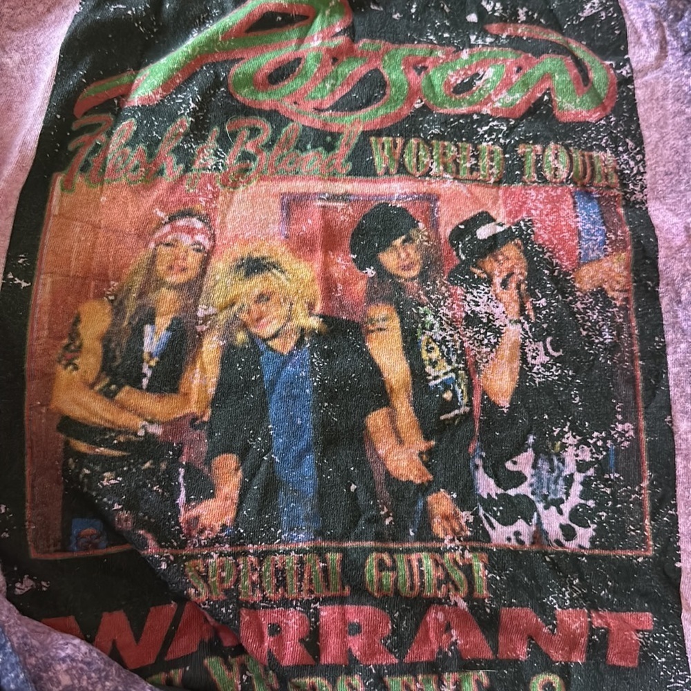 Poison concert tee , small shirt - Picture 5 of 5